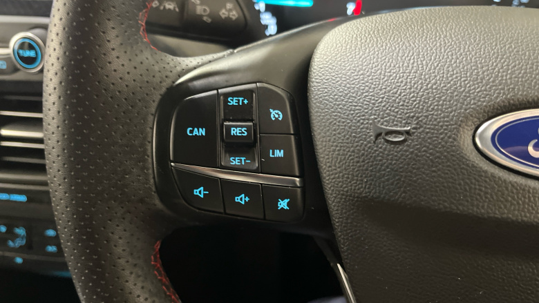 Ford Focus 1.0 EcoBoost Hybrid mHEV 125 ST-Line Edition 5dr Petrol Hatchback